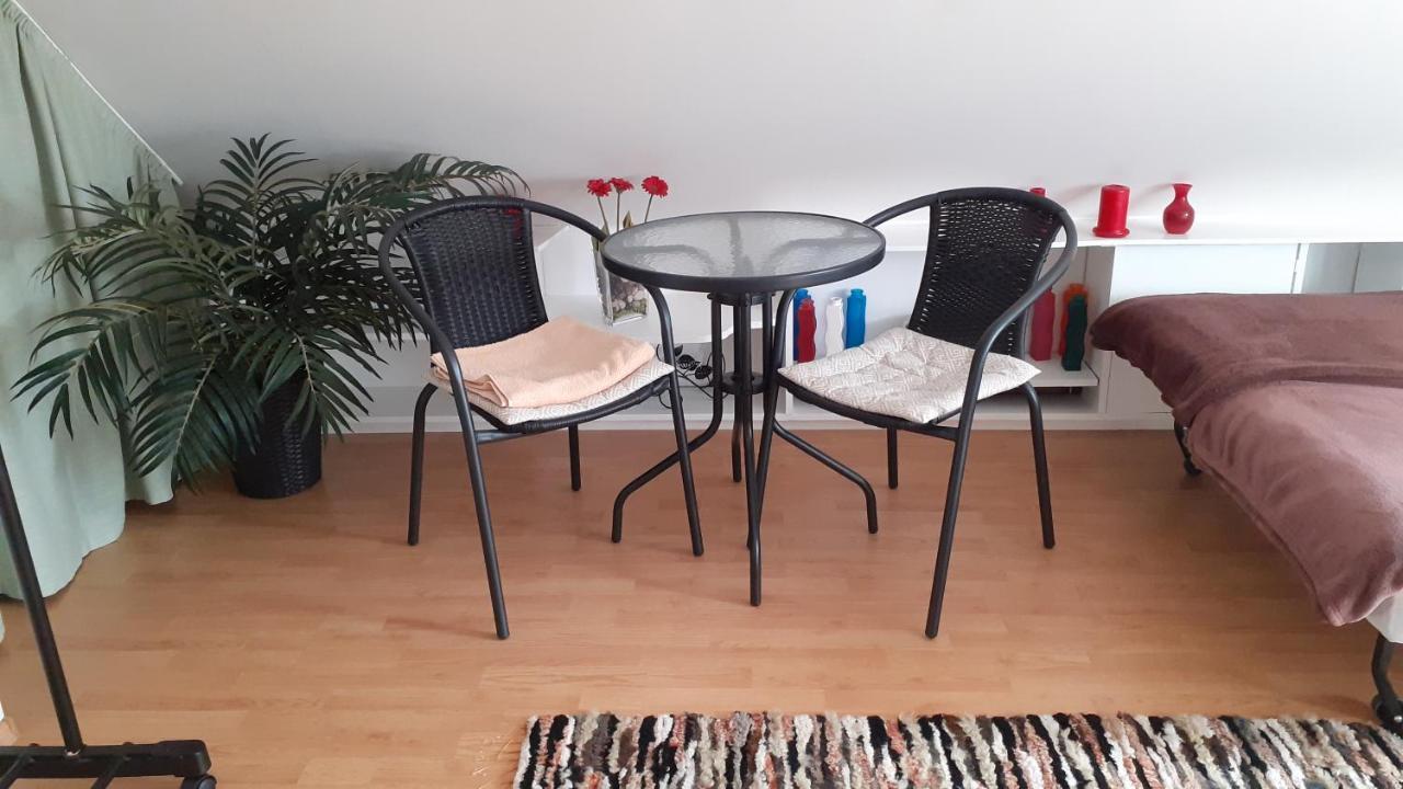 Pokoje Przy Parku Oliwskim Appartamento Danzica Esterno foto