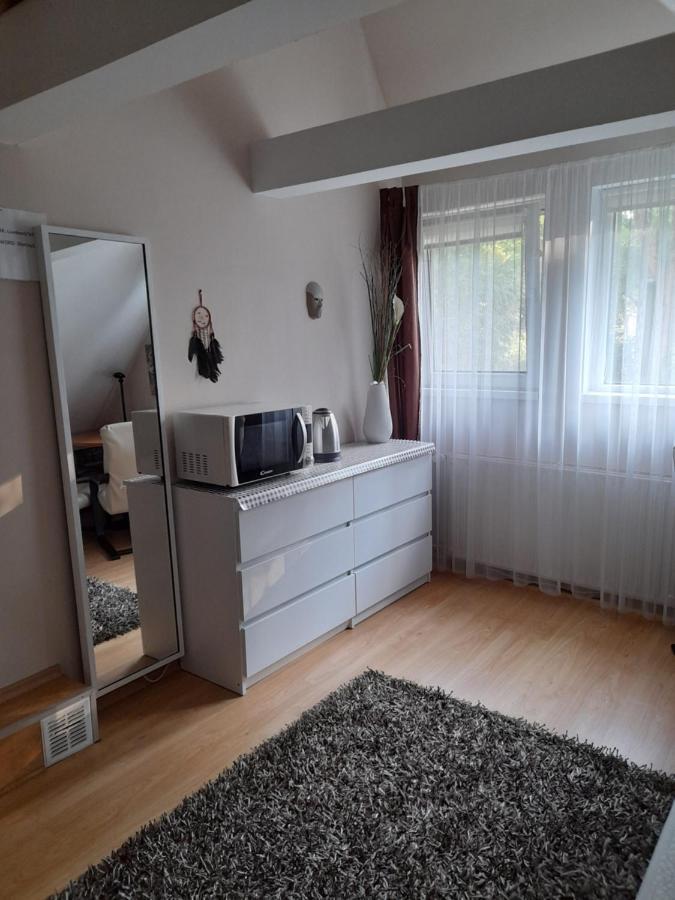 Pokoje Przy Parku Oliwskim Appartamento Danzica Esterno foto